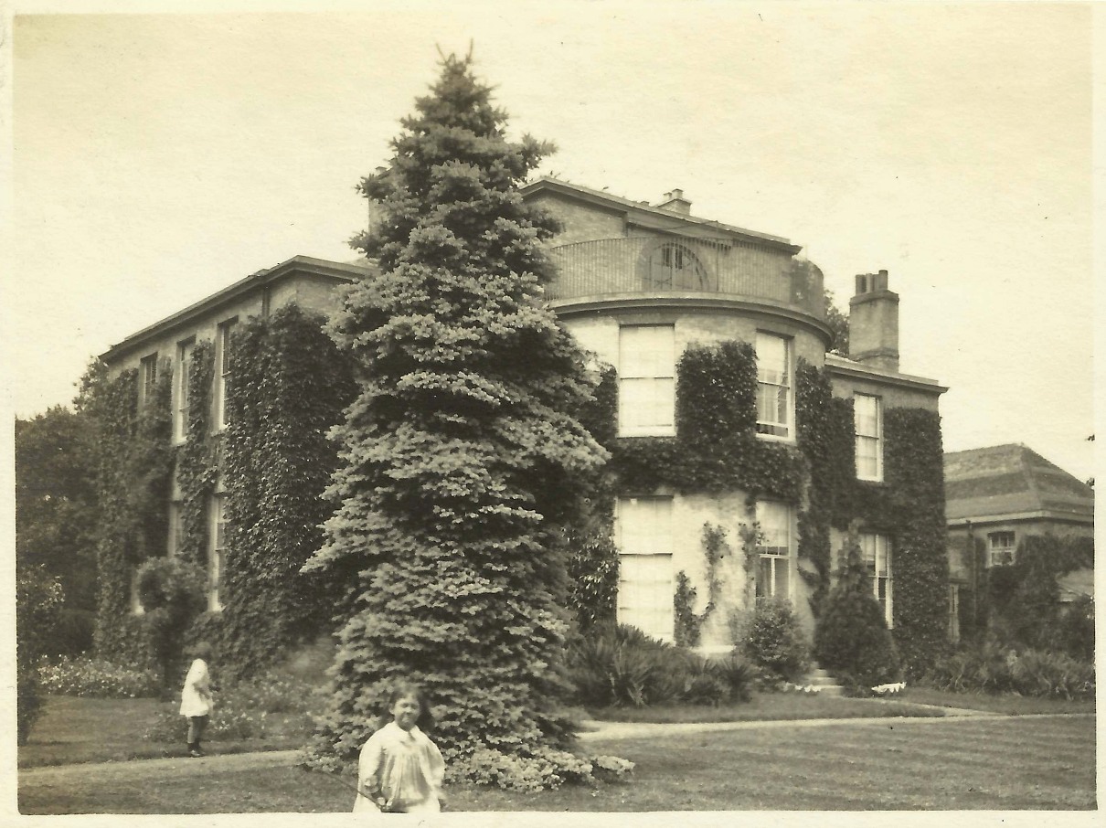 Milton Hall 1922