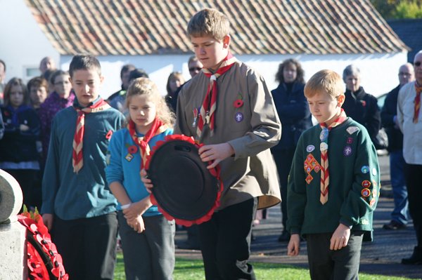 Scouts lay a wreath